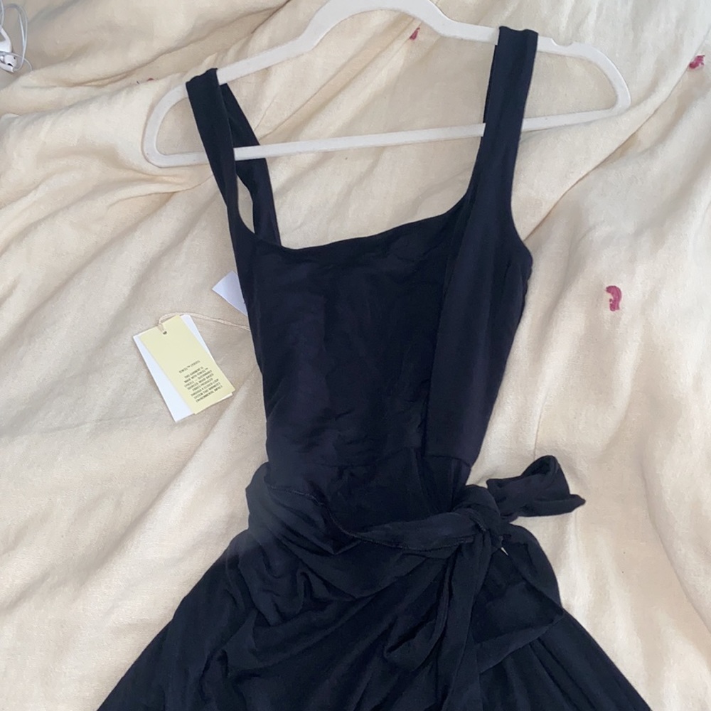 Aritzia Wilfred Saturn Midi Dress NWT